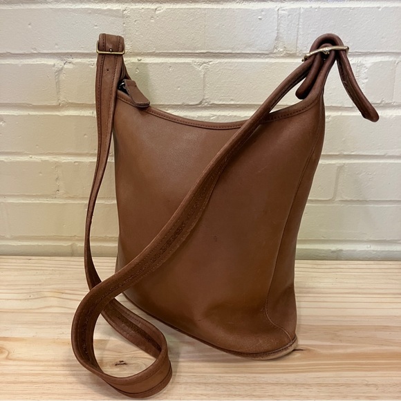 COACH Vintage Tan Leather Crossbody Shoulder Bag - Picture 5 of 13